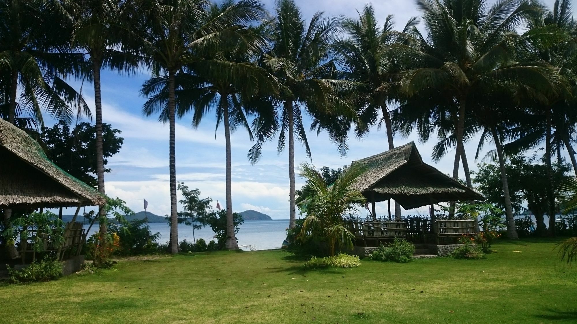 Kahamut-An Beach&Cottages Puerto Princesa Exterior foto